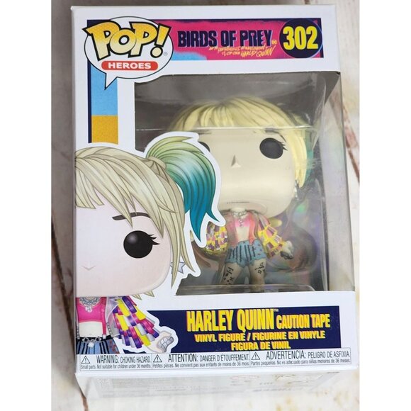 Pop Heroes Birds of Prey 302 Harley Quinn Caution Tape Vinyl Figure Funko Pop - Picture 13 of 16